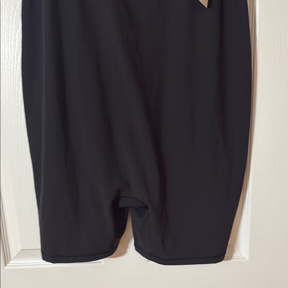 NWT Maternity Black Sleeveless Romper XXL - Picture 3 of 5